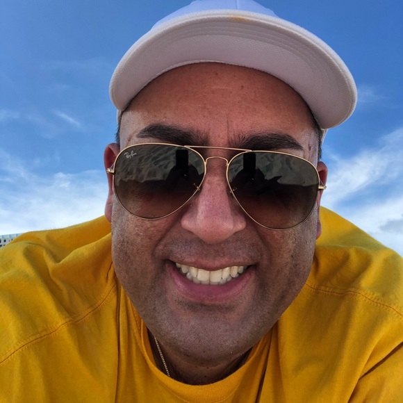 Meet your Posher, Raul - Picture 1 of 1